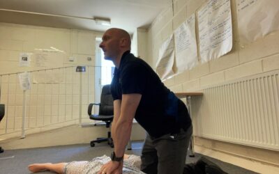 Emergency first aid at work (face to face)